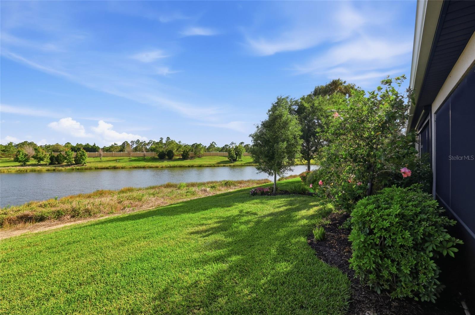11929 Tapestry Ln Property Photo 23
