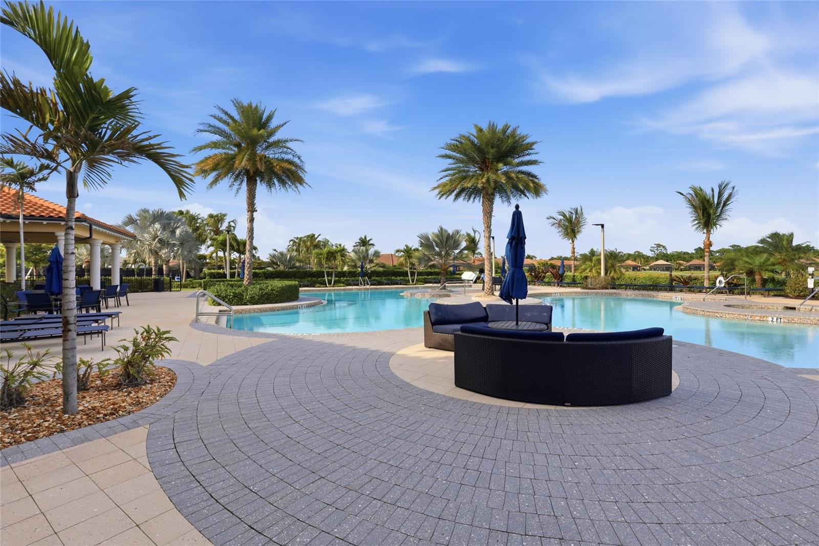 11929 Tapestry Ln Property Photo 28