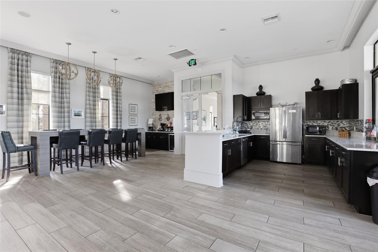 11929 Tapestry Ln Property Photo 31