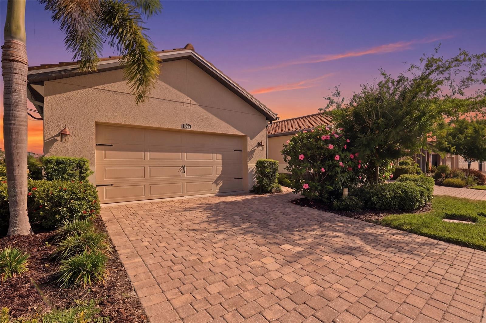 11929 Tapestry Ln Property Photo 44