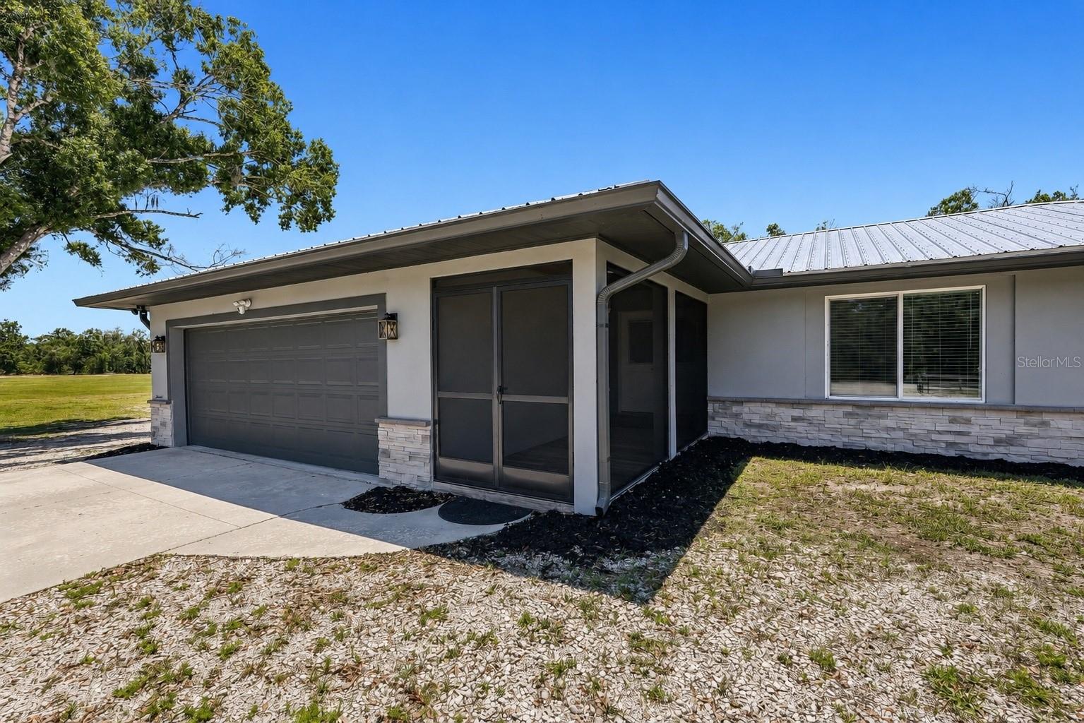5361 Myakka Valley Trl Property Photo 3