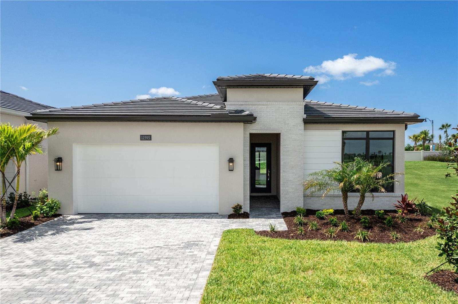 12393 Falling Leaf Pl Property Photo 3