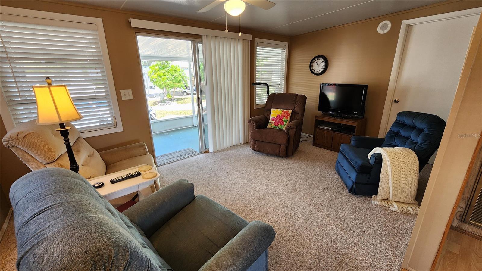 3333 26th Ave E #5 Property Photo 3