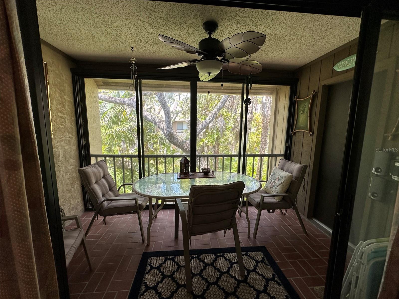 1647 Brookhouse Ct #246 Property Photo 12
