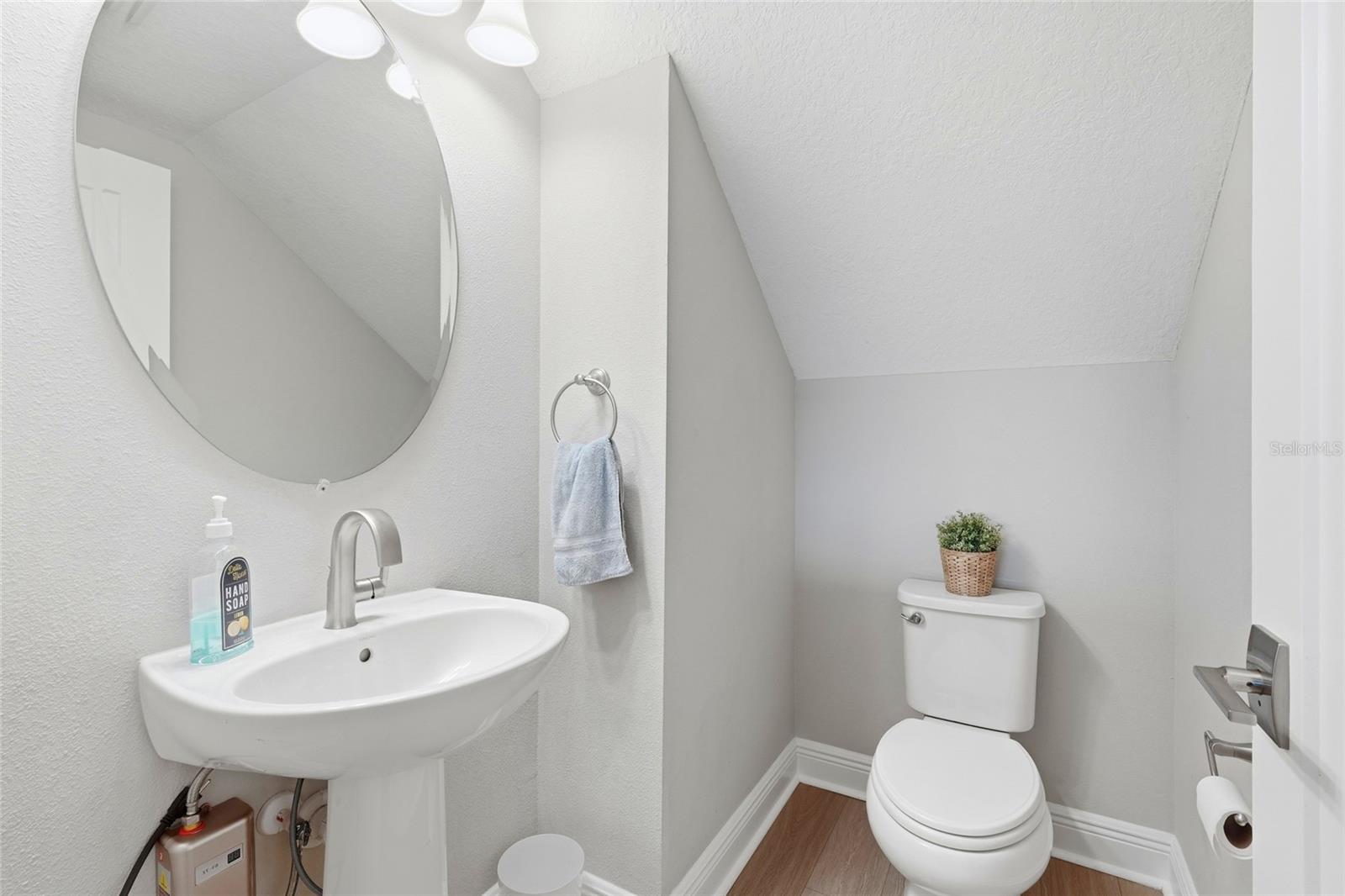 8207 Rushton Pl Property Photo 24