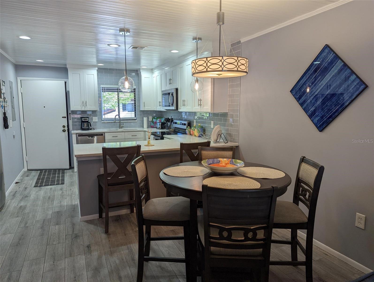 1634 Stickney Point Rd #1634-2 Property Photo 3