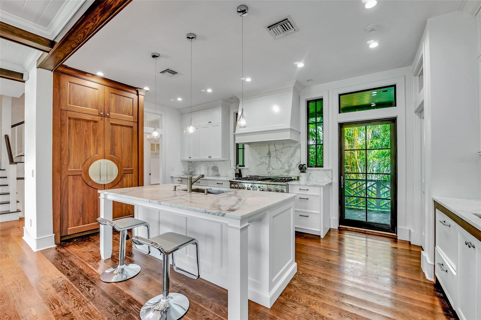 103 Park Ave Property Photo 13