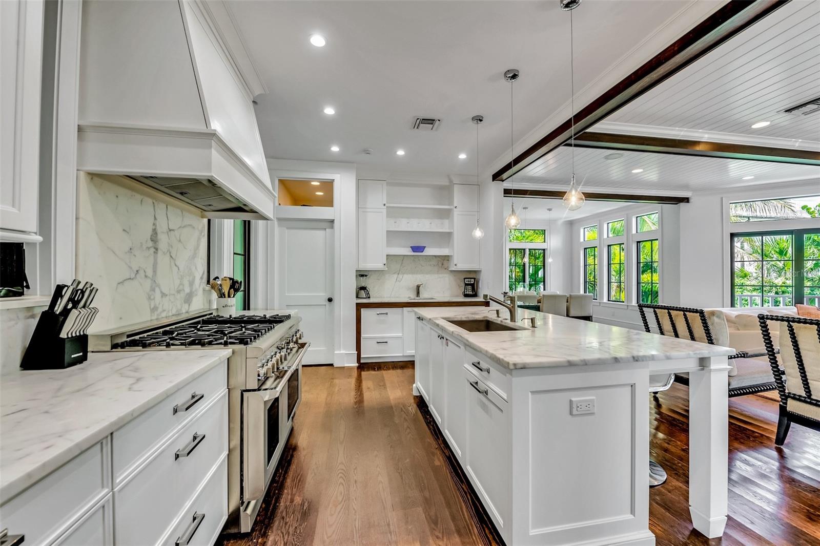 103 Park Ave Property Photo 15