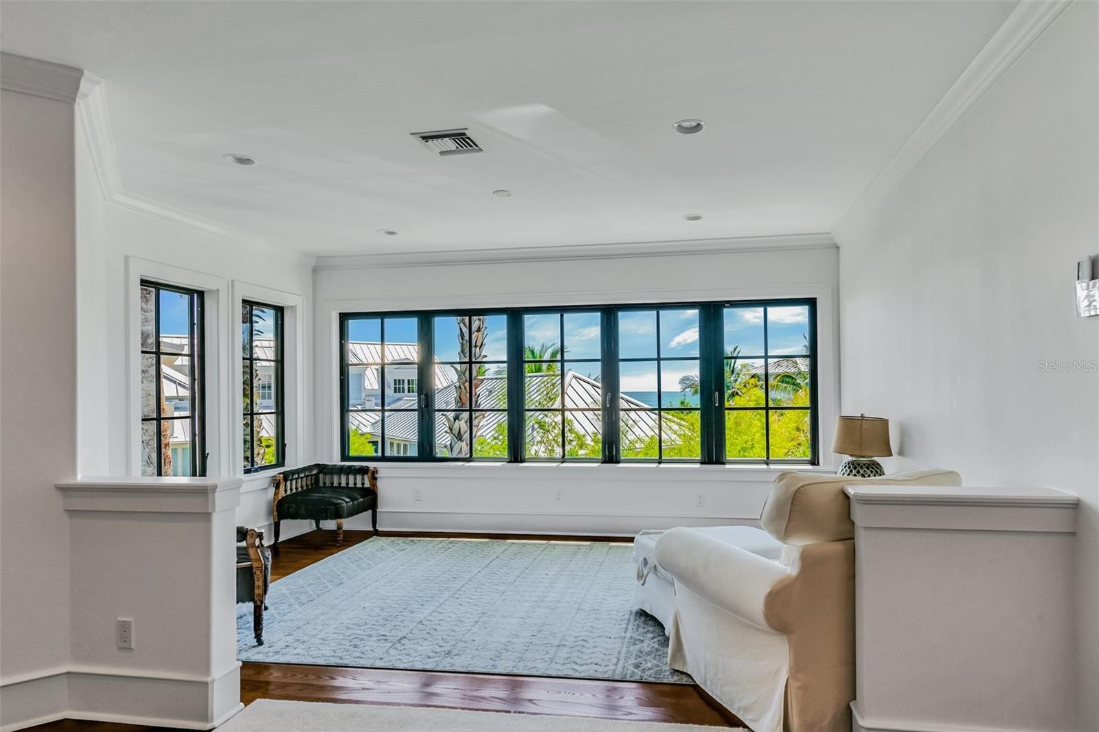 103 Park Ave Property Photo 18
