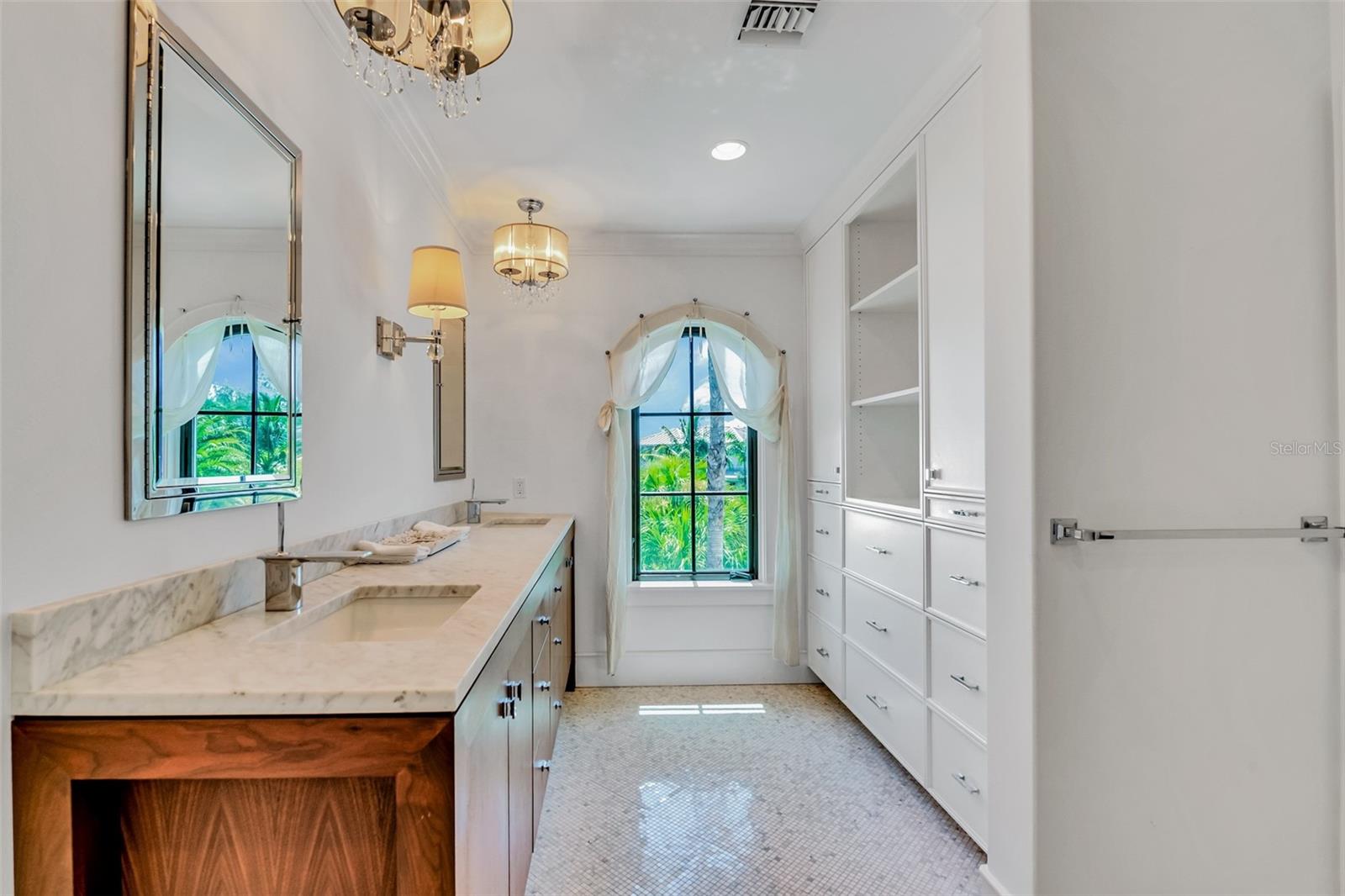 103 Park Ave Property Photo 20