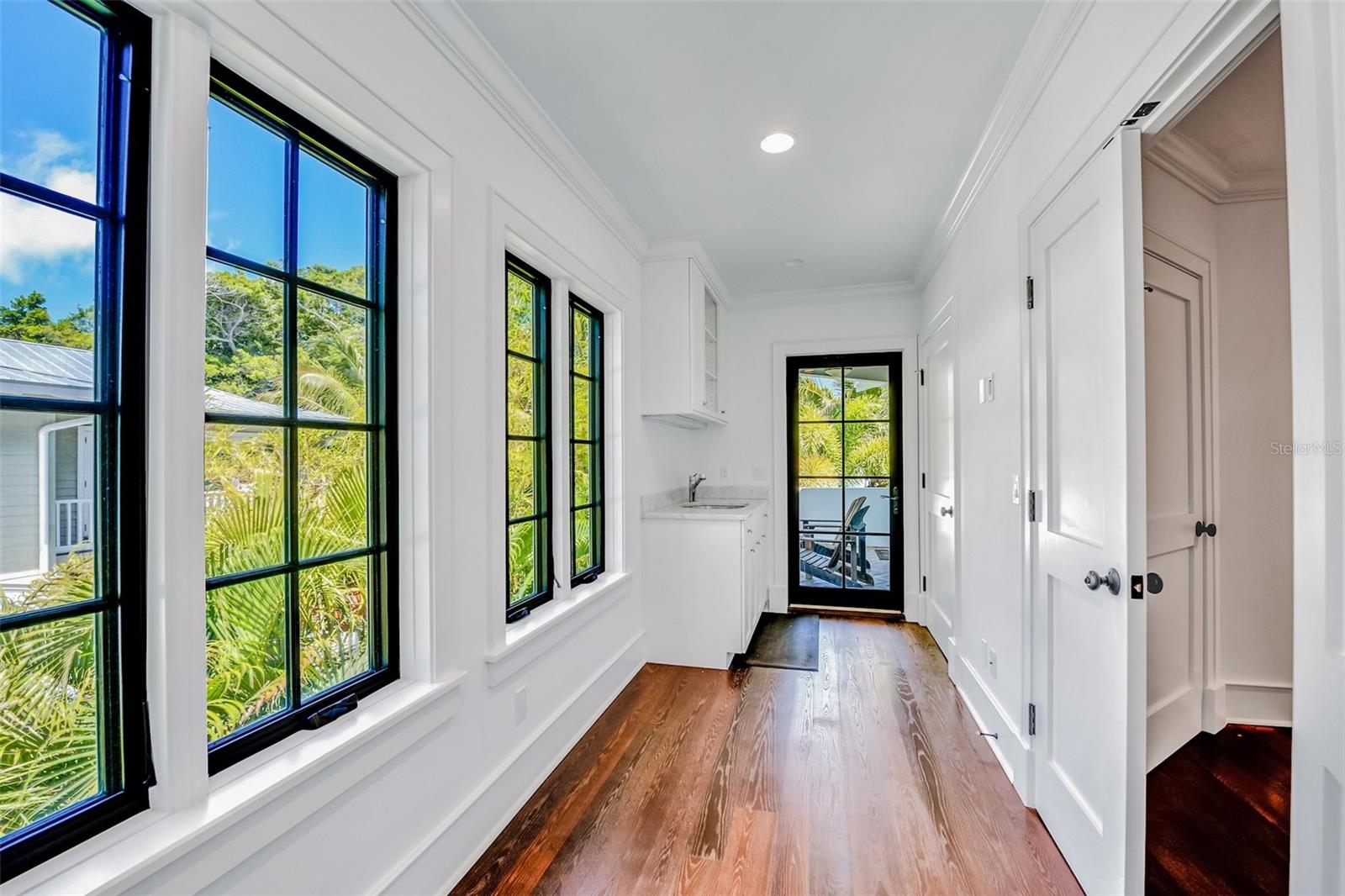 103 Park Ave Property Photo 30