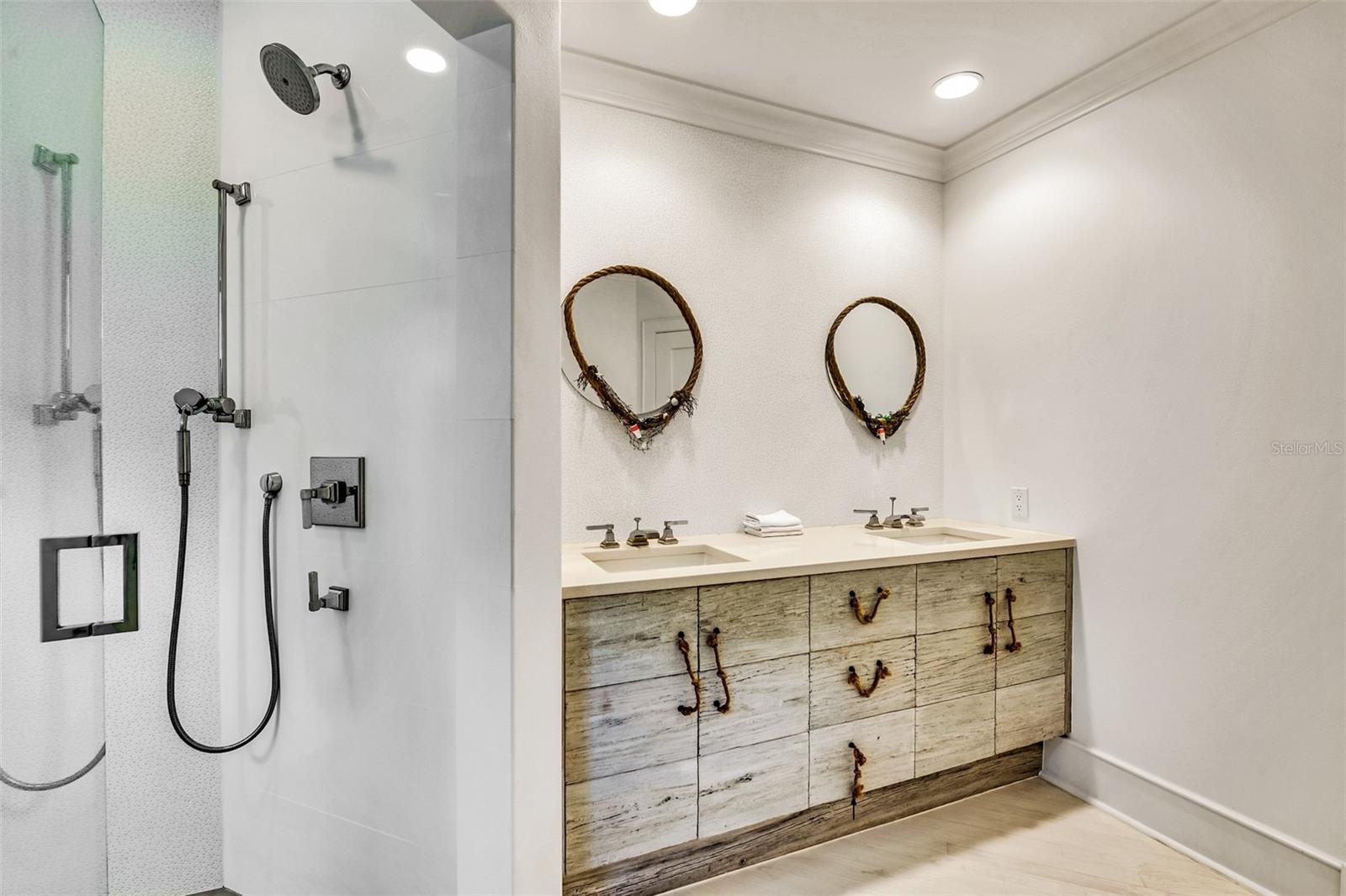 103 Park Ave Property Photo 41