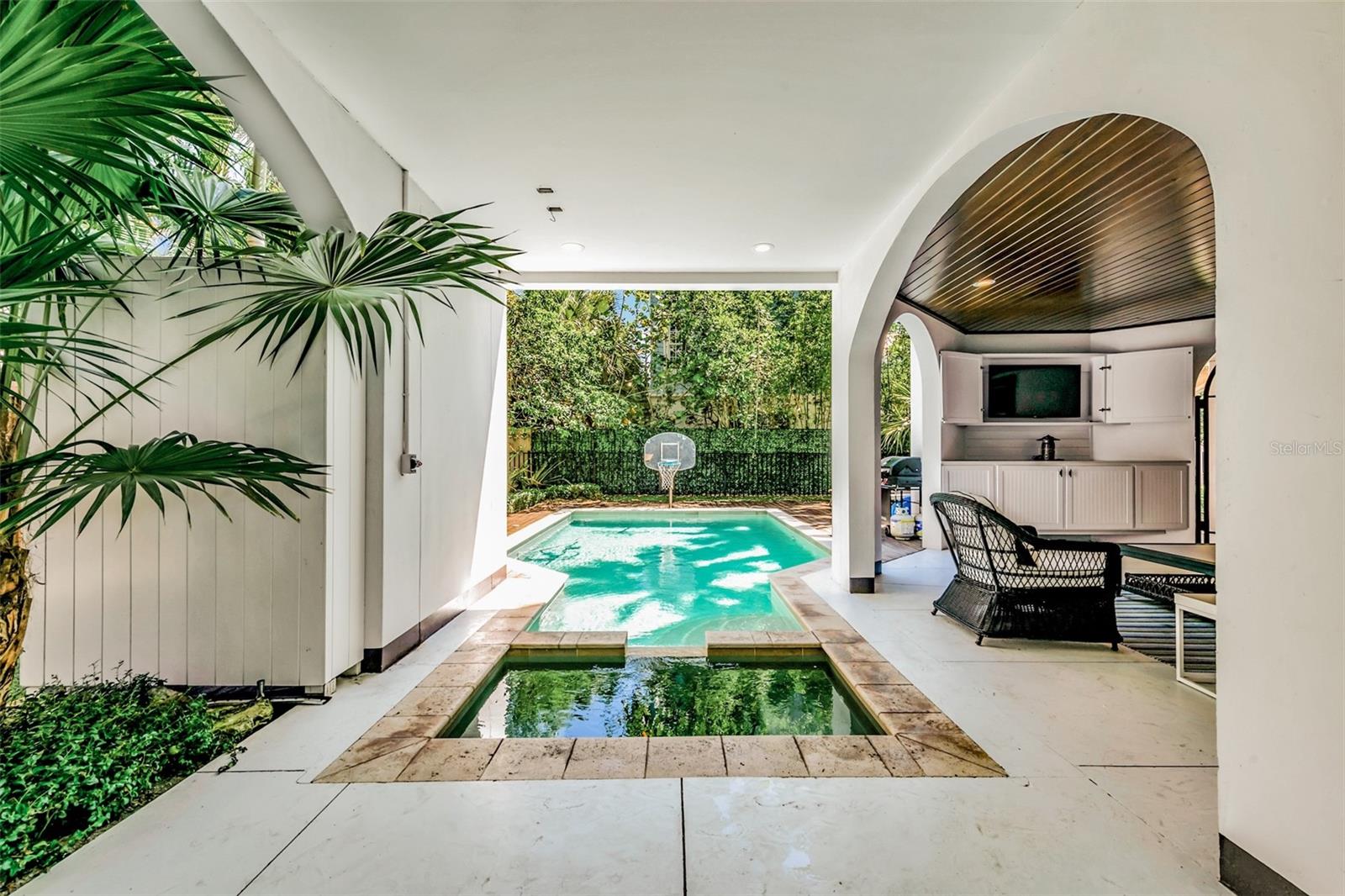 103 Park Ave Property Photo 49