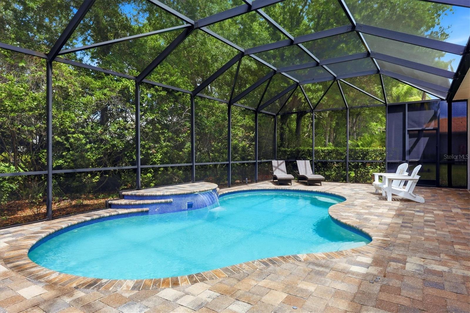 12323 Thornhill Ct Property Photo 5