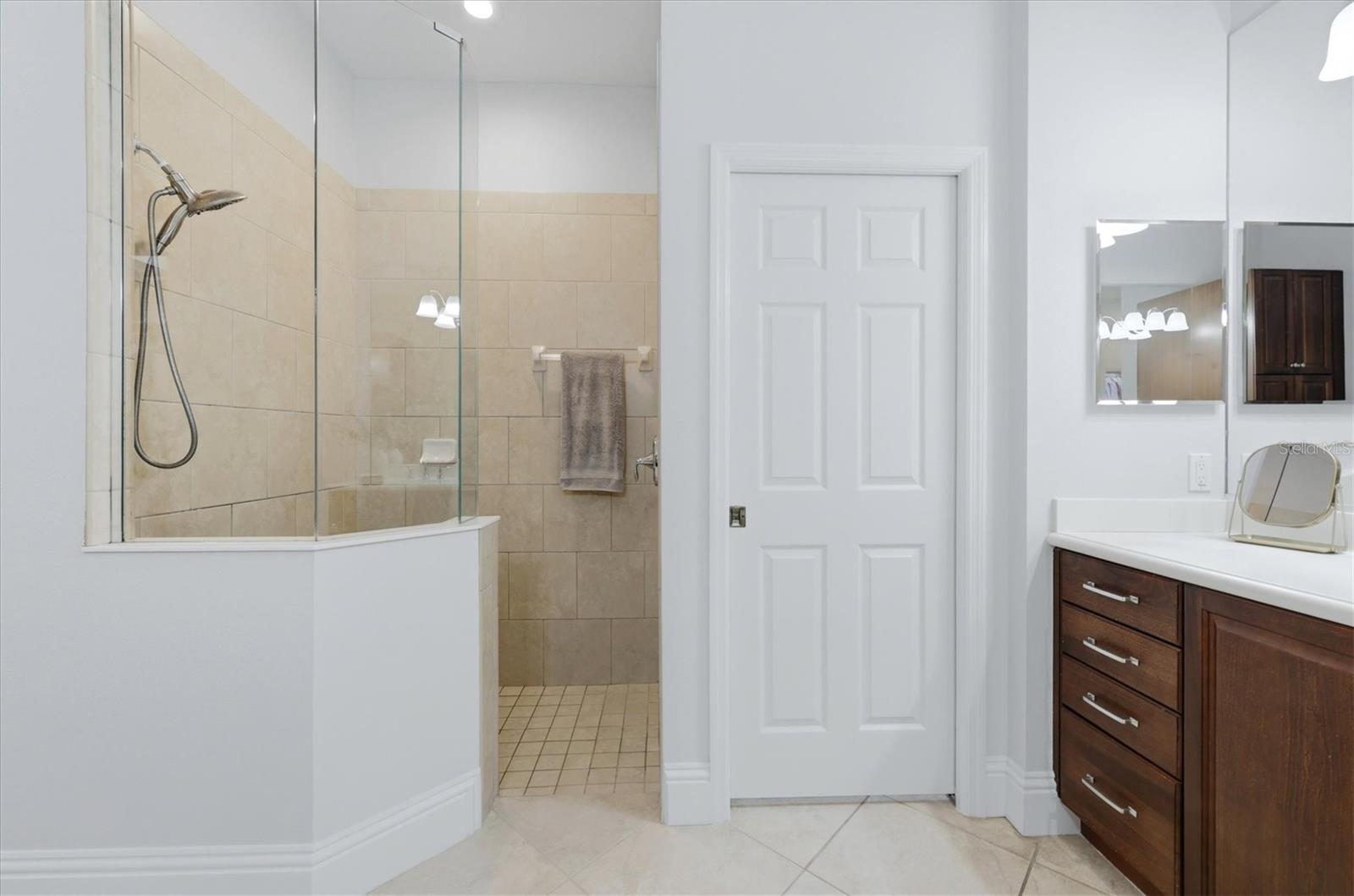 12323 Thornhill Ct Property Photo 25