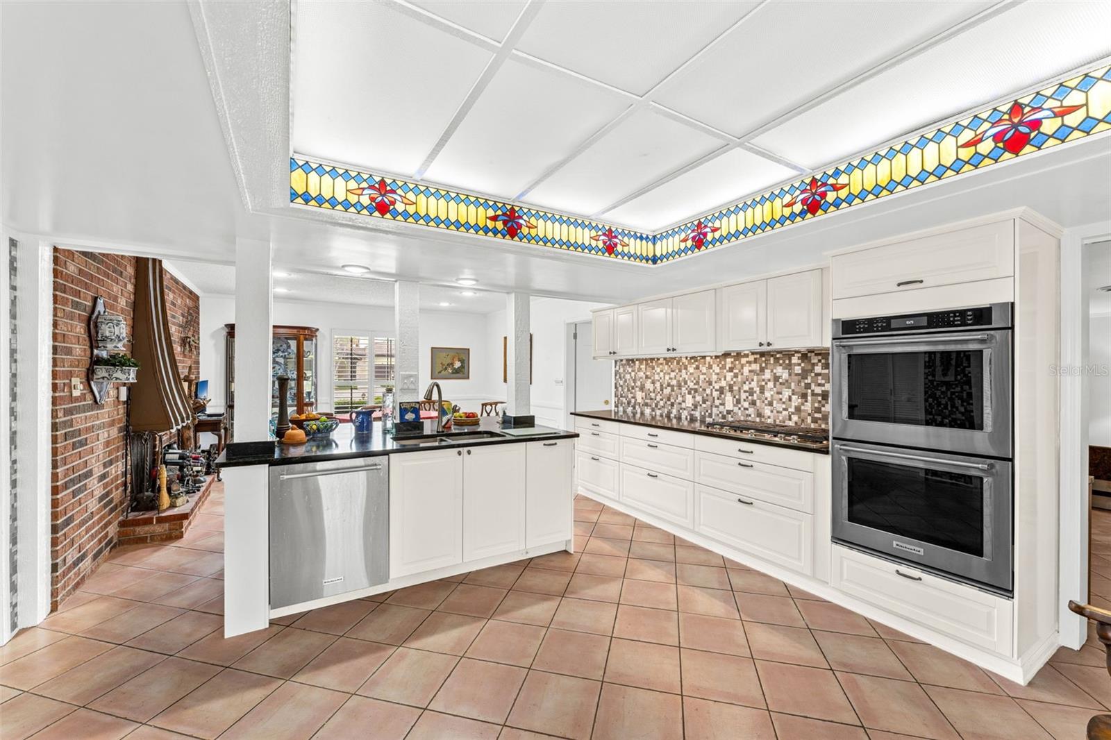 1790 Bay Shore Drive Property Photo 4
