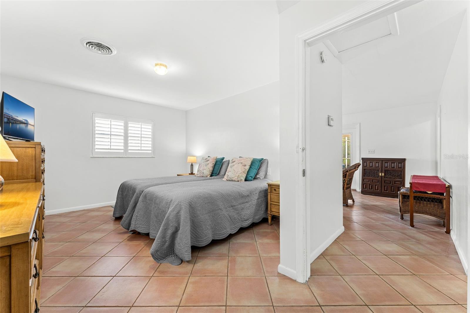 1790 Bay Shore Drive Property Photo 16