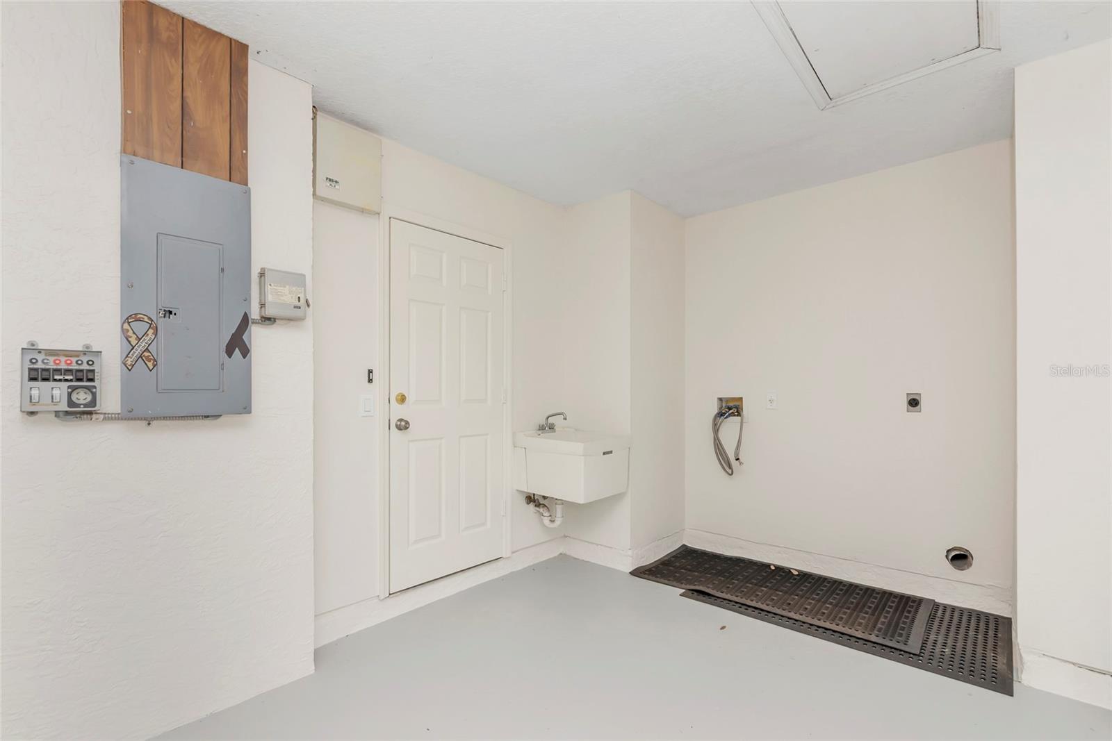5615 18th Ave E Property Photo 52