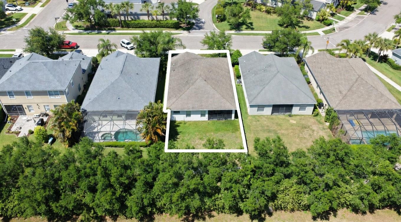 4650 Woodbrook Dr Property Photo 3