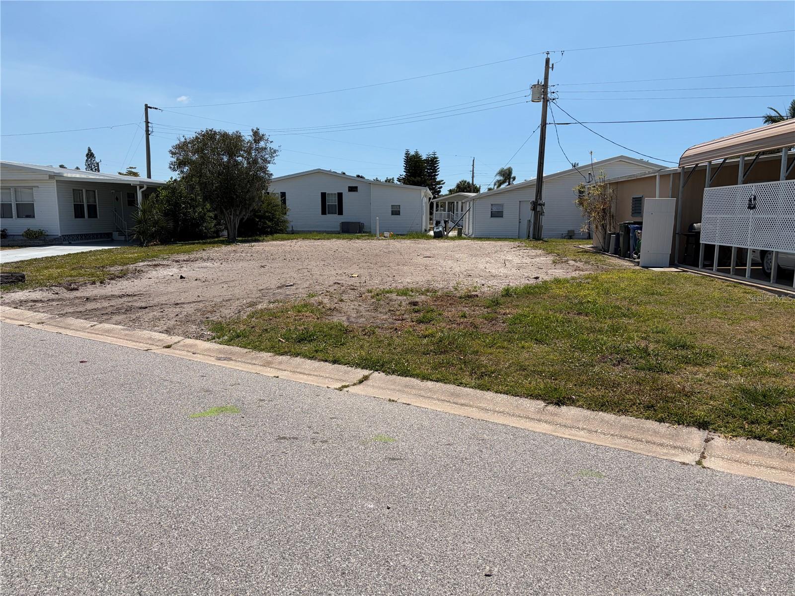 4913 OAKLAND HILLS AVE Property Photo 1