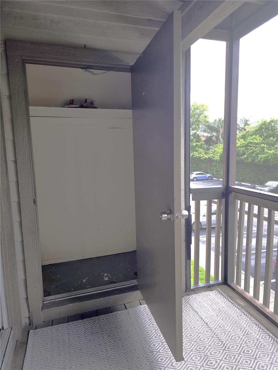 2500 Winding Creek Blvd #e205 Property Photo 16