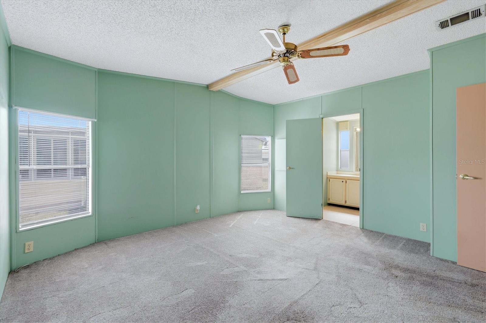 8420 Imperial Cir Property Photo 11