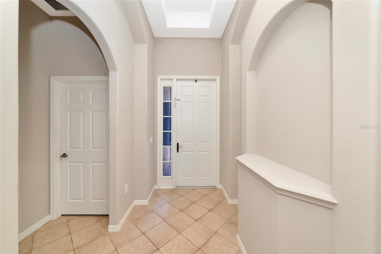 12079 Aster Ave Property Photo 4