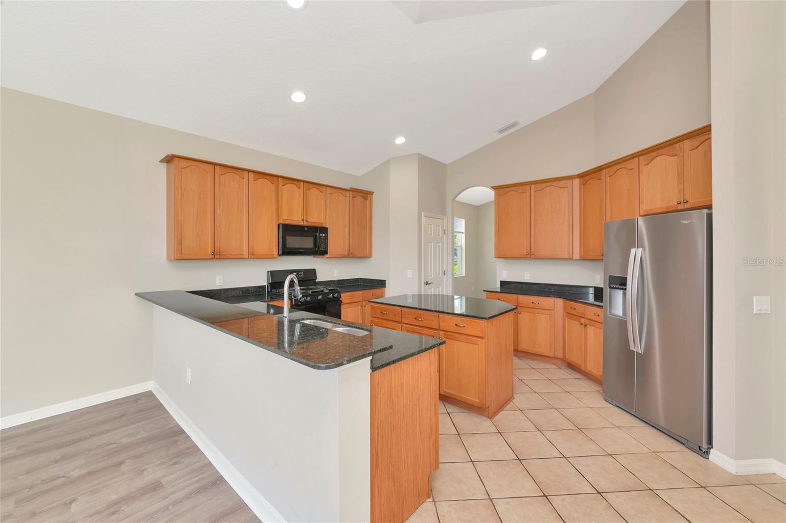 12079 Aster Ave Property Photo 9