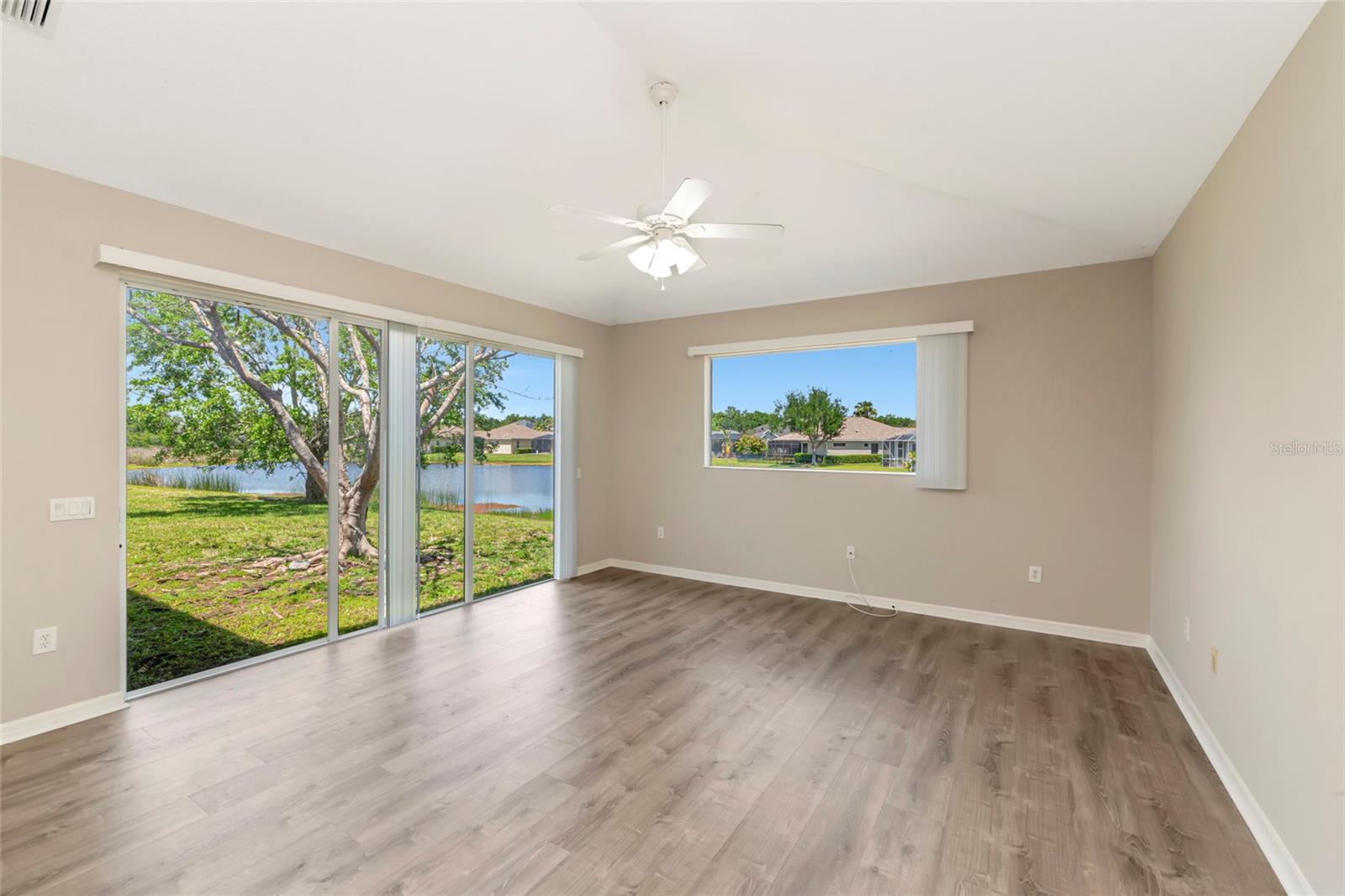 12079 Aster Ave Property Photo 13