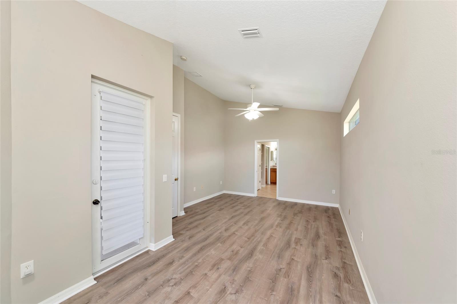 12079 Aster Ave Property Photo 16