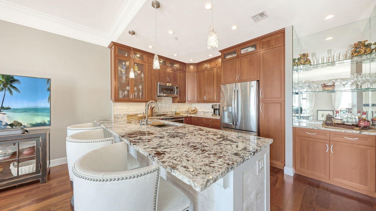 750 N Tamiami Trl #ph08 Property Photo 8