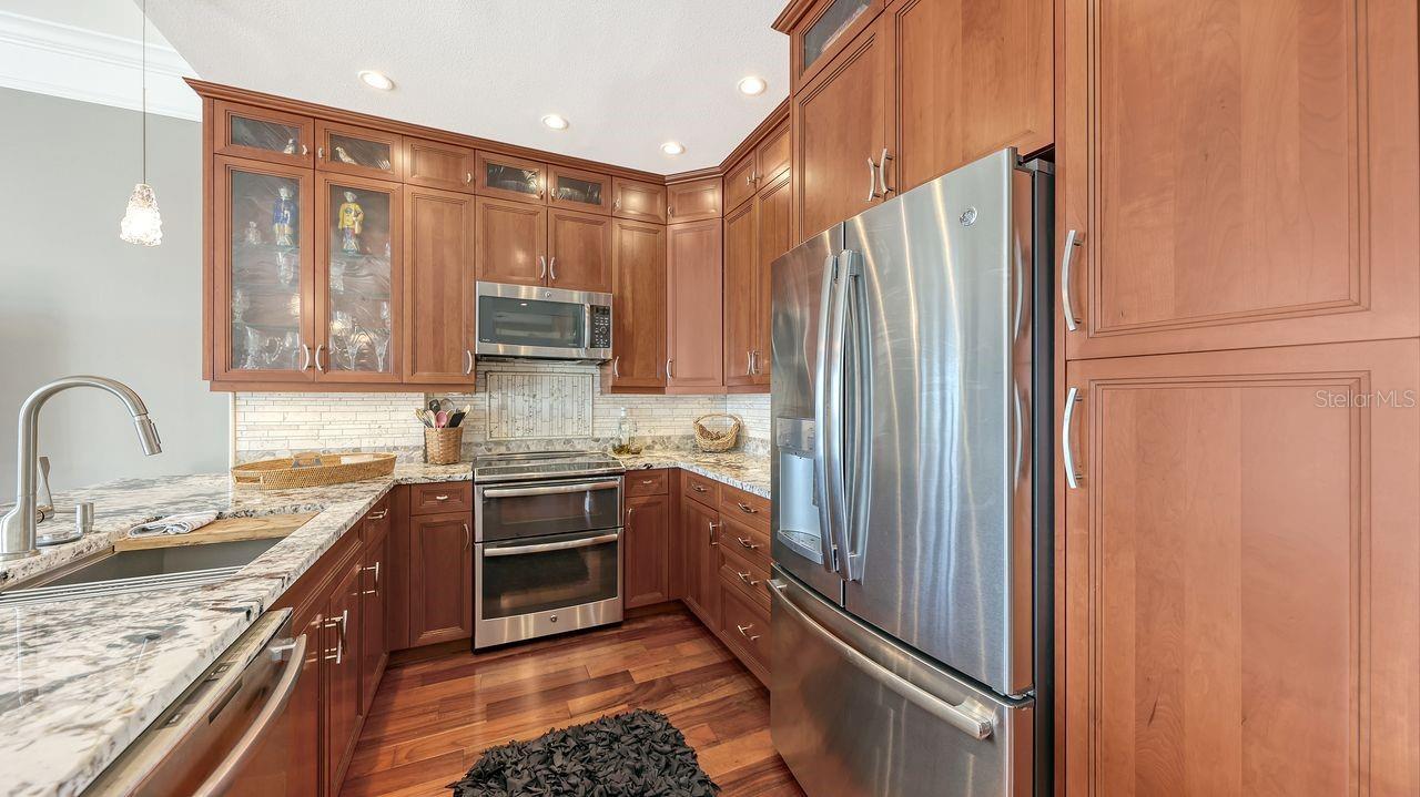 750 N Tamiami Trl #ph08 Property Photo 9
