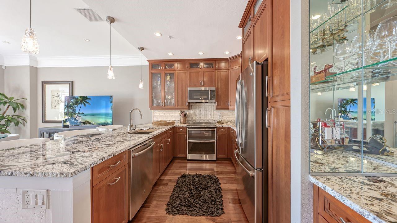 750 N Tamiami Trl #ph08 Property Photo 10