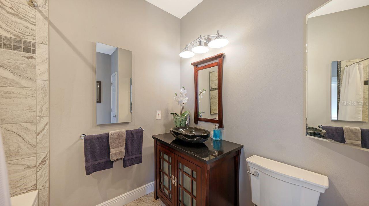 750 N Tamiami Trl #ph08 Property Photo 17