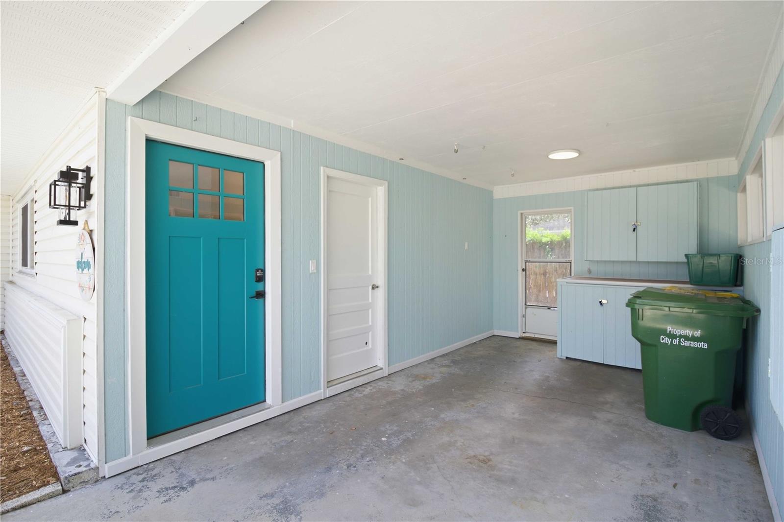 2816 Michigan St Property Photo 27