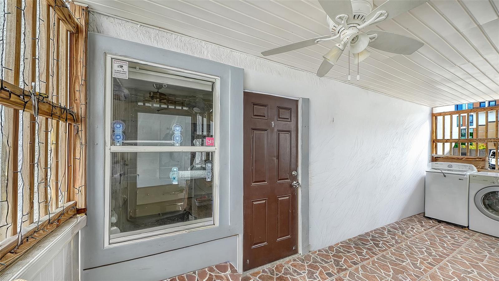 420 Kumquat Ct Property Photo 2