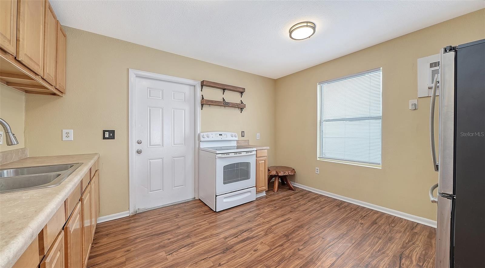 420 Kumquat Ct Property Photo 38