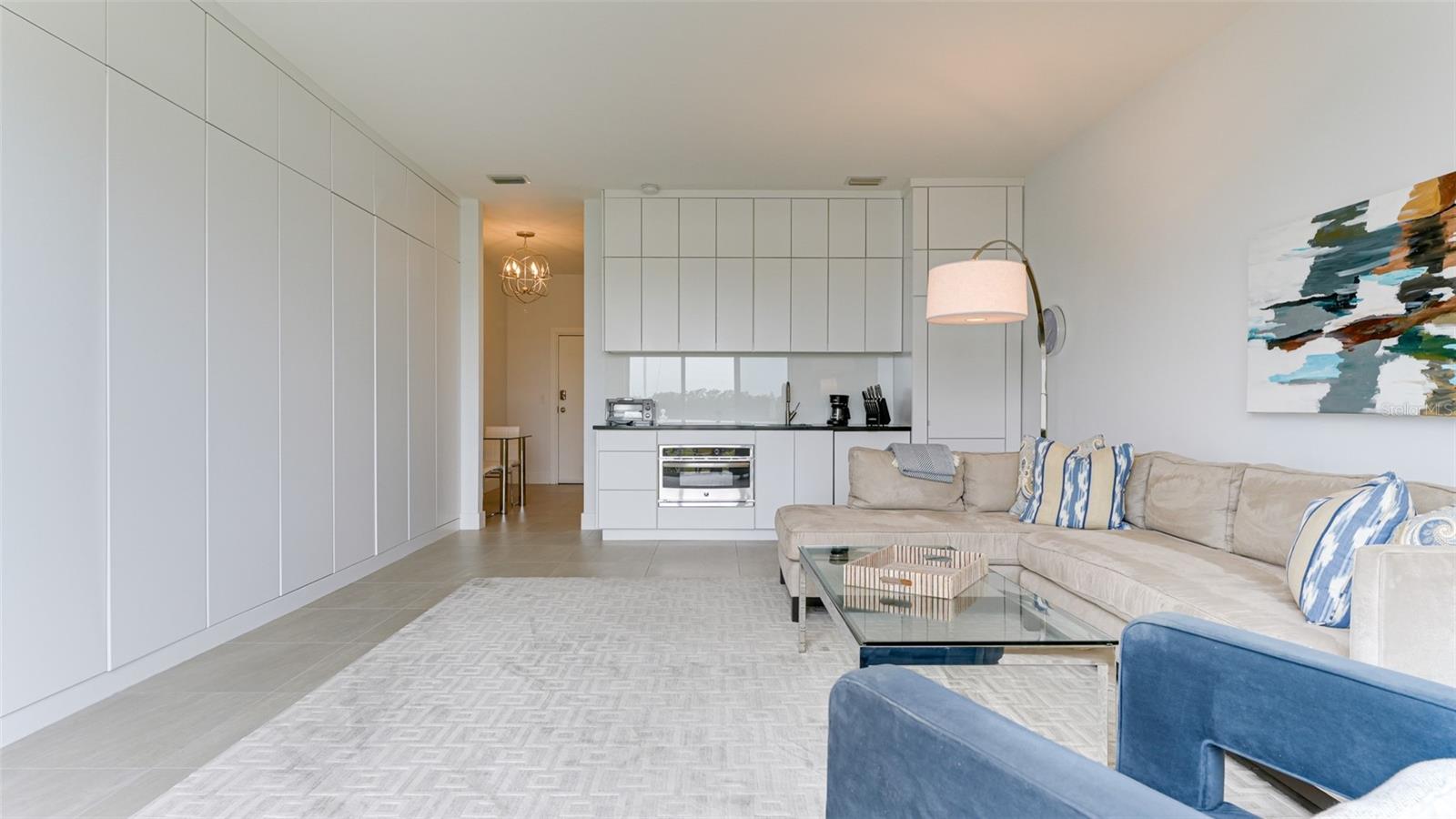 51 Macewen Dr #5 Property Photo 12