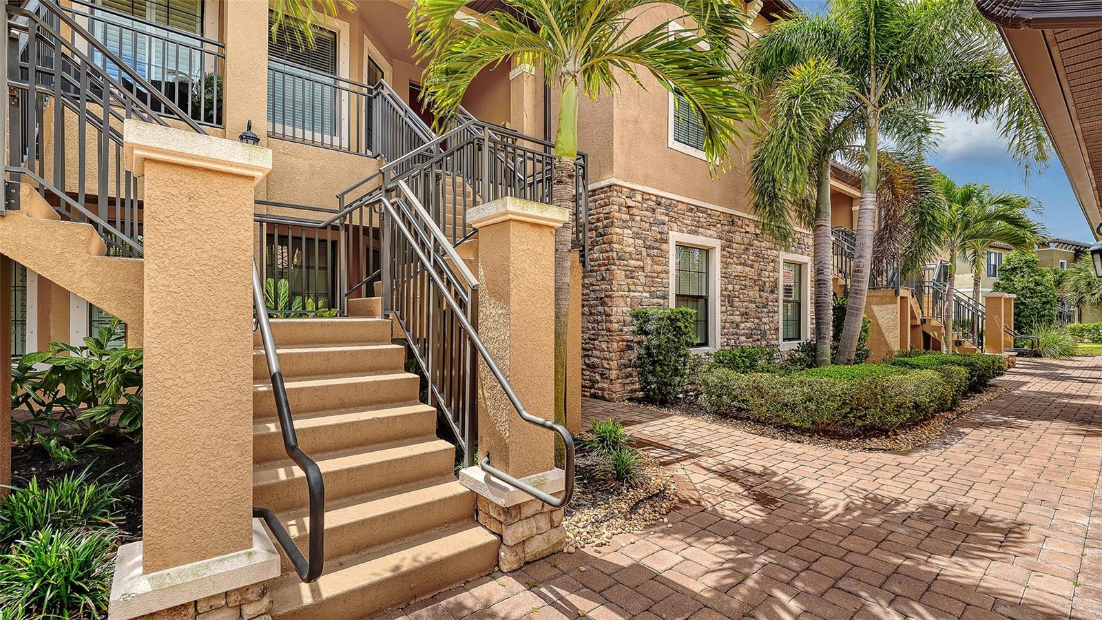 13720 Messina Loop #102 Property Photo 7