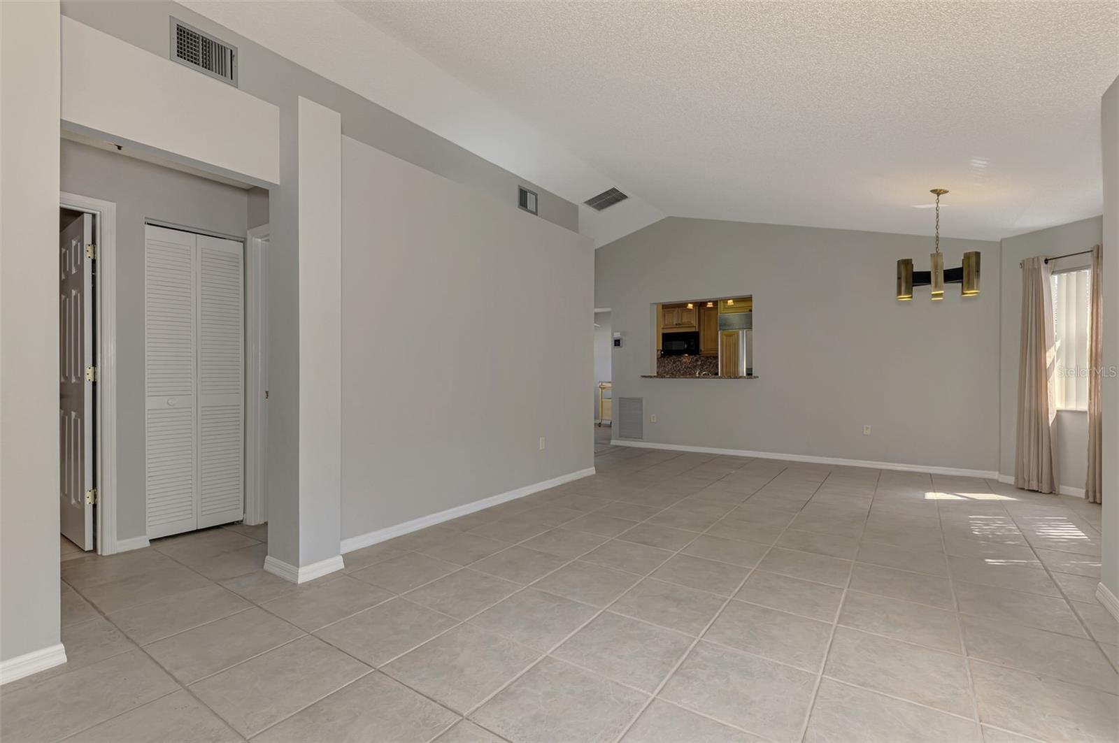 4438 Long Common Ln #52 Property Photo 11