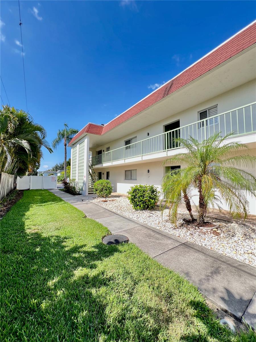 3504 BENEVA RD #206 Property Photo 1