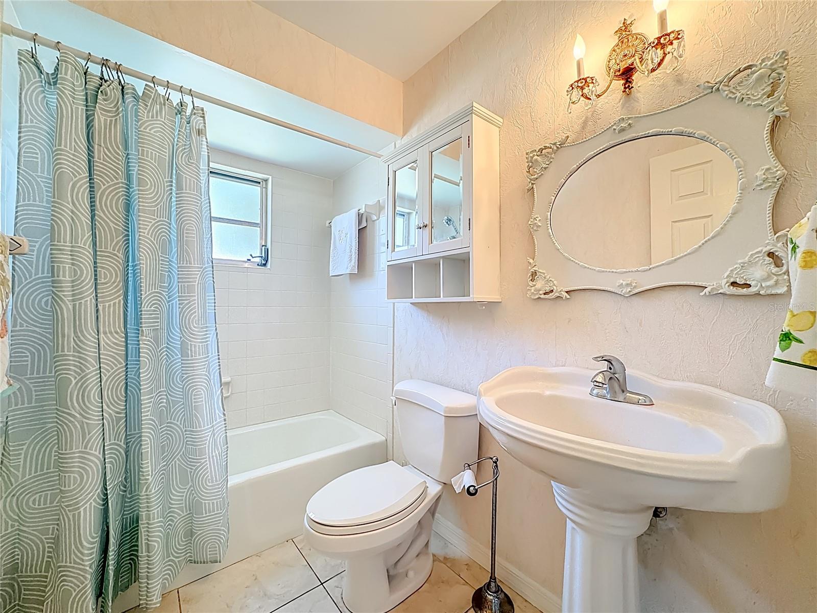 4523 W Independence Dr W Property Photo 17
