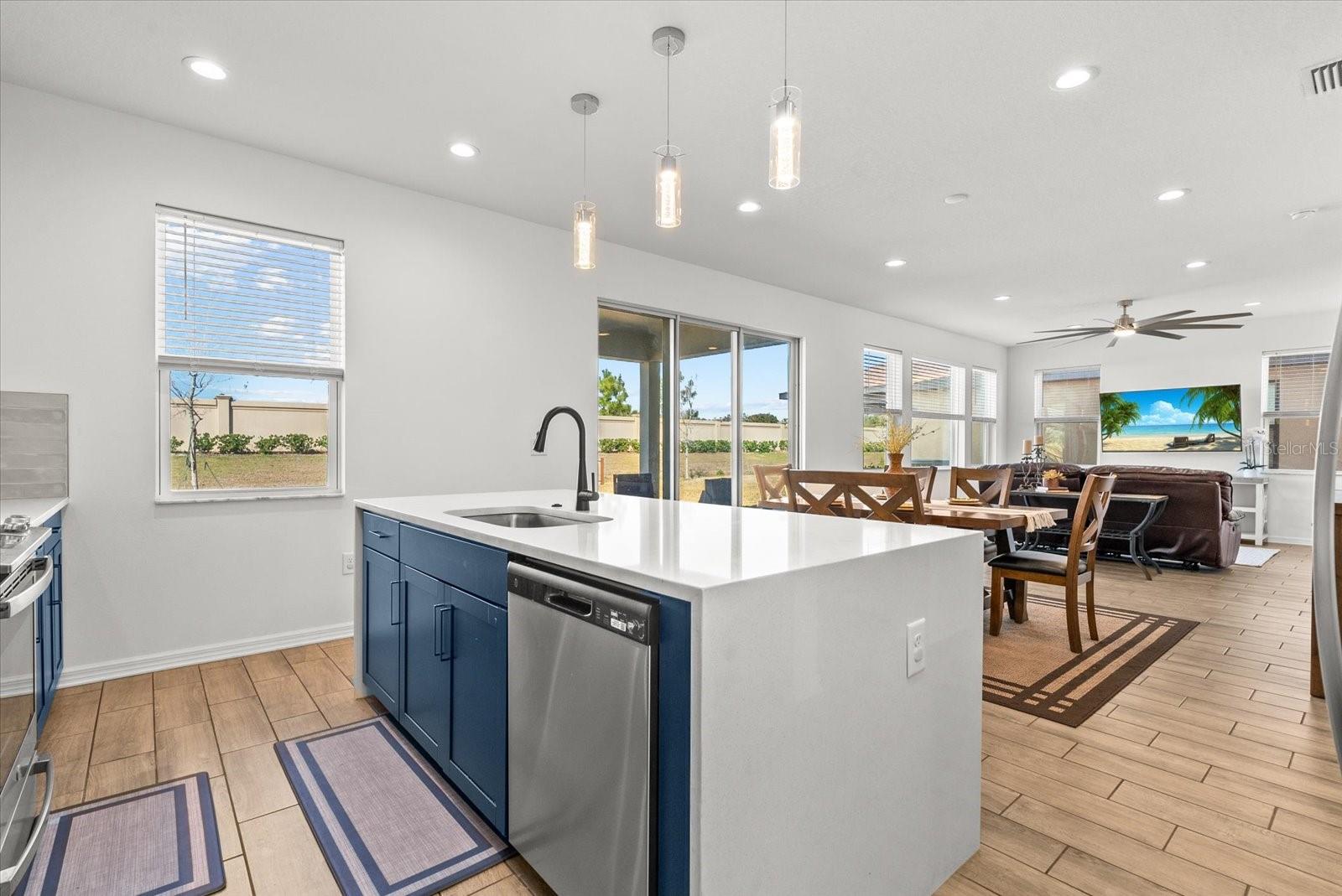 8330 Abalone Loop Property Photo 7
