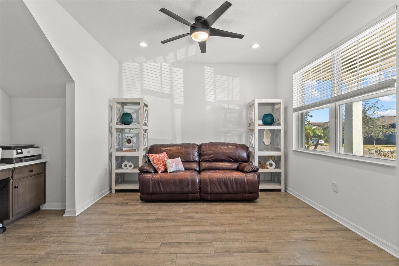 8330 Abalone Loop Property Photo 16