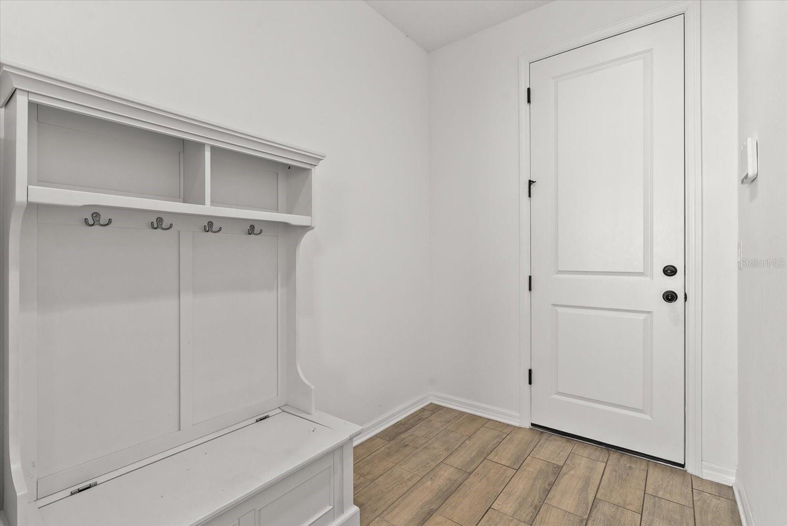 8330 Abalone Loop Property Photo 20