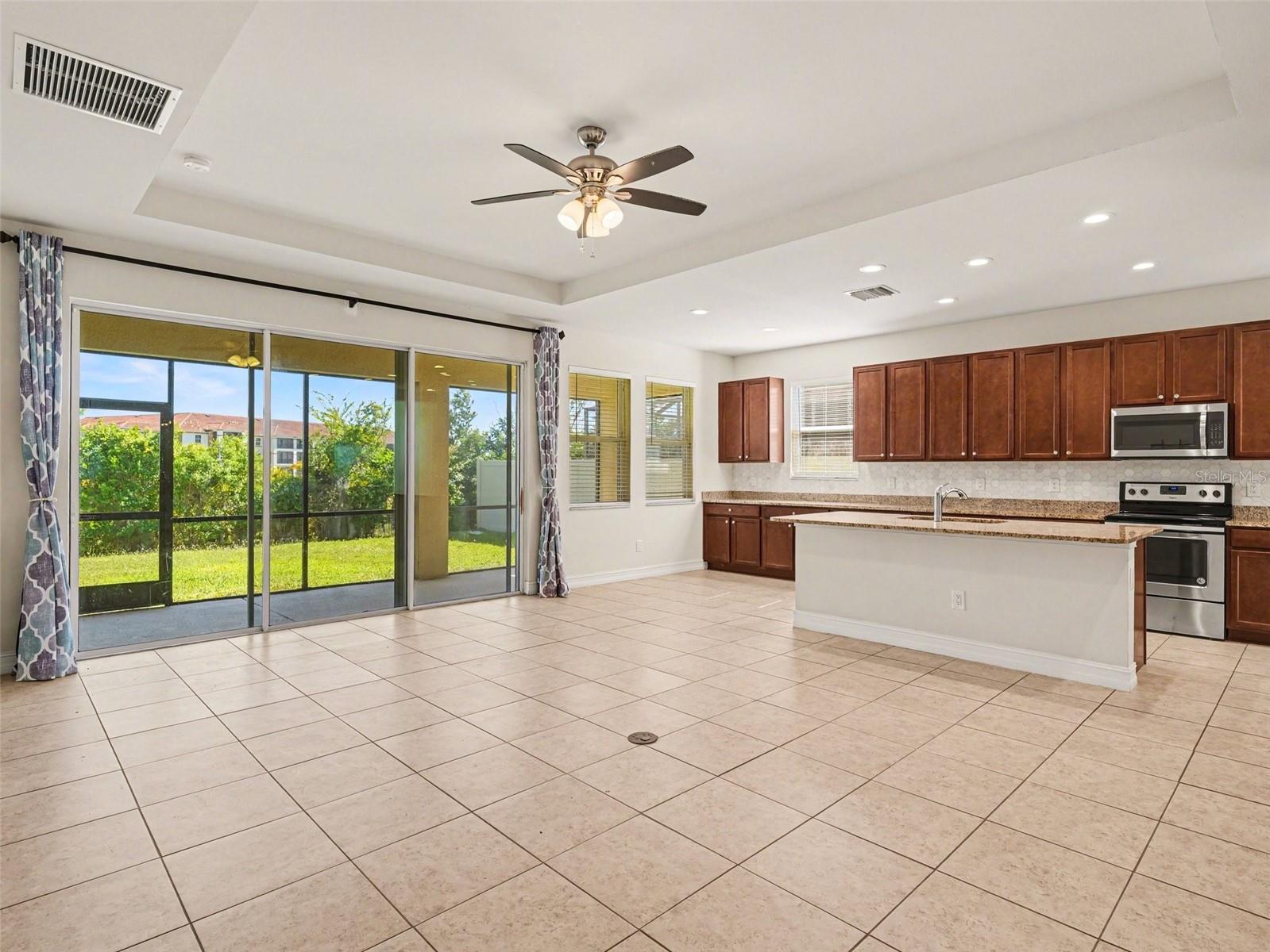 4429 Conchfish Ln Property Photo 2