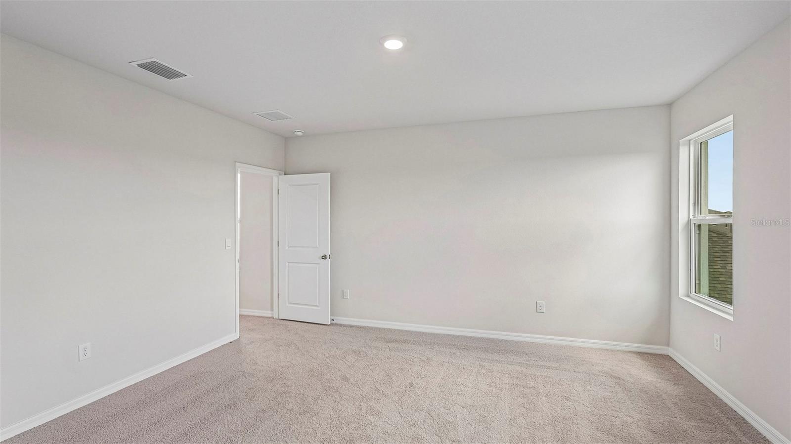 17143 James Trl Property Photo 16