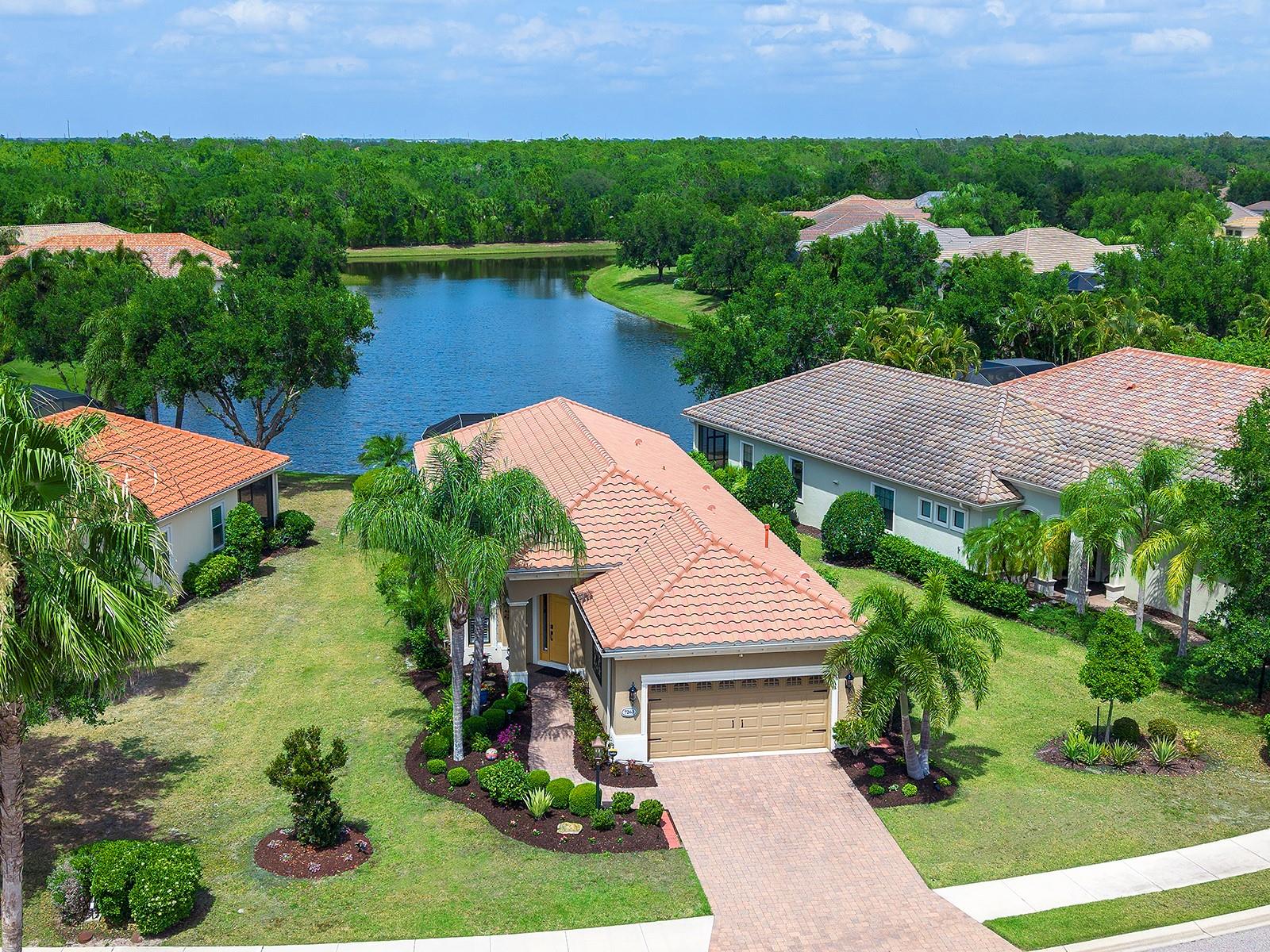 7263 Belleisle Gln Property Photo 1