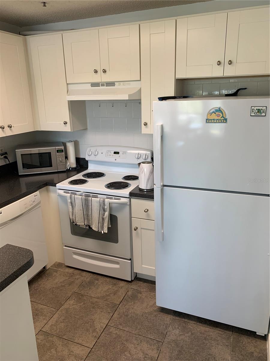 4049 Crockers Lake Blvd #25 Property Photo 5