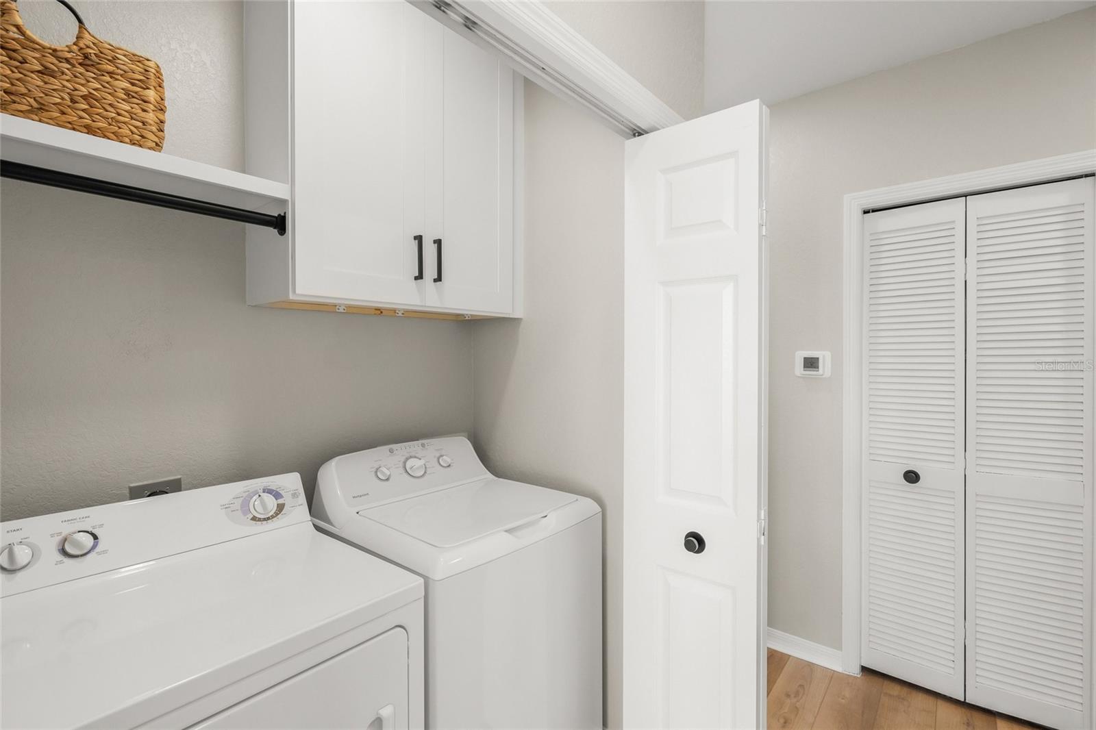 5160 Northridge Rd #302 Property Photo 20